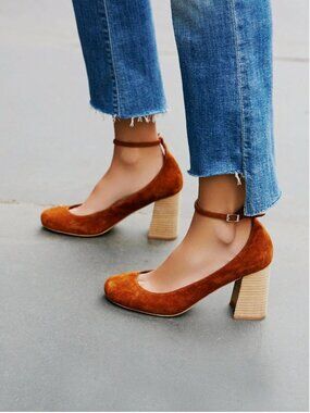 NEW Free People Delta Heel size 6 MSRP: $158 Suede